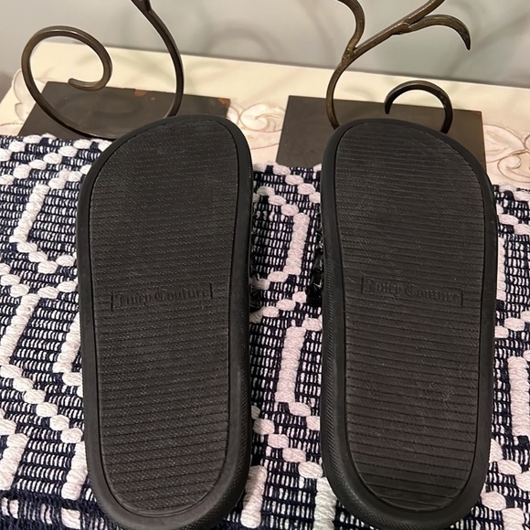 Juicy Couture black studded slides - Picture 9 of 10